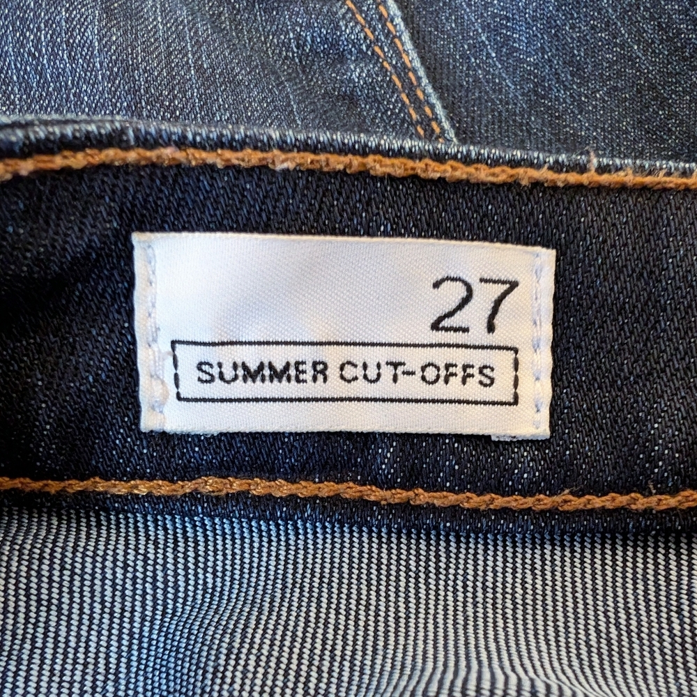 GAP Summer Cutoffs jean shorts - Picture 4 of 5